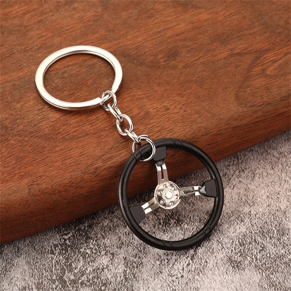Creative Unique Disc Brake Keychain Wheel Rim Metal Racing Keyring Car Motorcycle Keychain Souvenir Gift Waist Buckle Pendant